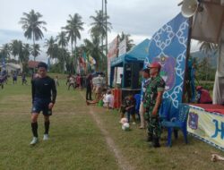 Babinsa Lakukan Pengamanan Pertandingan Sepak Bola Dalam Rangka Halal Bilhalal