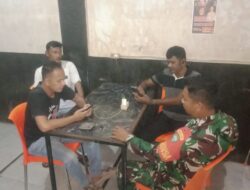 Pererat Kedekatan dengan Warga, Babinsa Tiro Gelar Komsos di Desa Mancang