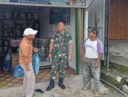 Tingkatkan Silaturahmi, Babinsa Koramil 17/Geumpang Laksanakan Komsos di Desa Bangkeh