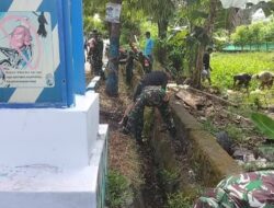 Cegah Banjir, Koramil-03/Mattiro Bulu Kodim 1404/Pinrang Bersama Warga Kerja Bakti Bersihkan Saluran Air