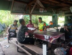 Pererat Sinergi TNI-Rakyat, Babinsa Tiro Terjun Langsung ke Desa Pulo Glumpang