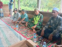 Jaga Tradisi, Perkuat Kemanunggalan: Babinsa Hadiri Syukuran Turun ke Sawah di Blang Pandak Tangse