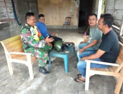 BABINSA KOMSOS DIWARUNG KOPI ERATKAN SILATURAHMI BERSAMA WARGA