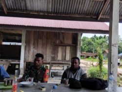 “Babinsa Wasior Kuatkan Sinergitas dengan Masyarakat: Dukungan untuk Stabilitas Keamanan di Teluk Wondama”
