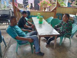 Pererat Silaturahmi, Babinsa Koramil 17/Geumpang Aktif Jalin Komsos dengan Warga Puloloih