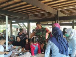 Wujudkan Balita Sehat, Babinsa Kodim 1404/Pinrang Dampingi Kegiatan Posyandu di Wilayah Binaan