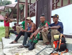 Babinsa Koramil 1811-01/Wasior, pratu bertus samberi melaksanakan komsos Pada hari Sabtu, tgl 31 Mei 2025 ke Kampung Ambumi Distrik kuri Wamesa Kab. Teluk Wondama