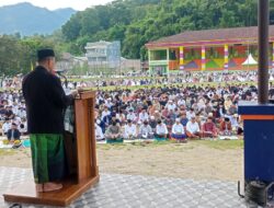 Wujud Kepedulian, Babinsa Koramil 02/Enrekang Lakukan Pengamanan Sholat Idul Adha 1446 H