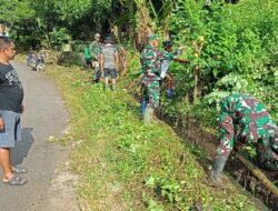 Personil Koramil 1419-03/Baraka Laksanakan Karya Bakti Pembersihan Selokan Bersama Warga