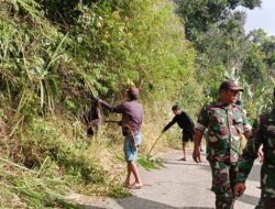 Jumat Bersih Bersih, Anggota Koramil 1419-04/Alla Gotong Royong Bersihkan Selokan