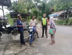 Pererat Silaturahmi dan Pantau Wilayah, Babinsa Koramil Geumpang Aktif Laksanakan Komsos di Desa Lutueng