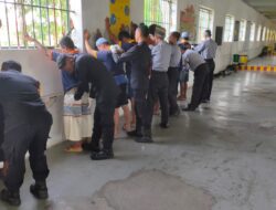 Antisipasi Gangguan Kamtib Lapas Ambarawa Lakukan Penggeledahan Blok Hunian