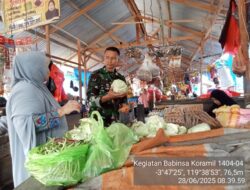 Babinsa Kodim 1404/Pinrang Laksanakan Pengecekan Harga Sayuran Di Pasar Tradisiopnal