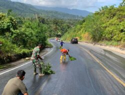 Personel Koramil 09/Trumon Tengah dan Pihak Terkait Tanggap Cepat Atasi Tumpahan Minyak CPO di Gunung Kapo