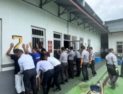 Komitmen Berantas Halinar, Lapas Banjarbaru Gencarkan Razia Kamar Warga Binaan