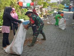 Ciptakan Pasar Bersih Dan Sehat Koramil 1419-02/Enrekang Gelar Karya Bakti