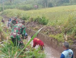 Personil Koramil 1419-04/Alla Bersihkan Saluran Irigasi Bersama Warga