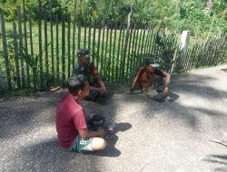 Duduk Bersimpuh di Aspal, Pembahasan Kamtibmas Jadi Pokok Komunikasi Babinsa Koramil 05/Samadua dengan Warga