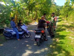 Babinsa Koramil 03/ Senagan Timur Komsos Bersama warga Di Desa Binaan