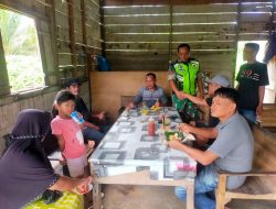 Terjalin Dengan Baik, Babinsa Koramil 04/Beutong Melaksanakan Komunikasi sosial Terhadap Warganya