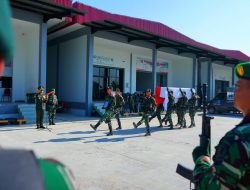 Dandim 0907/Trk Pimpin Pengantaran Jenazah Secara Militer Prajurit Satgas Yon Armed 11/GG Kostrad