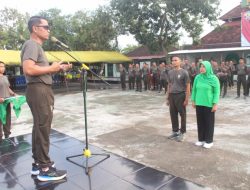 Wujud Perhatian Satuan, Dandim Loteng Berikan Reward Keluarga Teladan Bulan Madu di Hotel