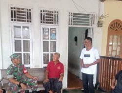 Babinsa Koramil 02/Seunagan Jalin Komsos dengan Tokoh Masyarakat Di Desa Binaan