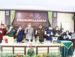 Dandim 1404/Pinrang Bersama Forkopimda Hadiri Pemusnahan Barang Bukti Di Kejaksaan Negeri Pinrang