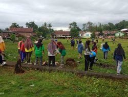 Satgas TMMD Ke-125 Kodim 1422/Maros Melaksanakan Kerja Bakti Bersama Warga