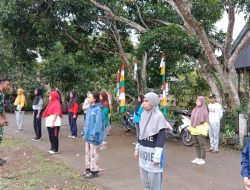 Tanamkan Karakter Kedisiplinan, Satgas TMMD 125 Kodim 1422/Maros bekali remaja karang taruna bersama Ibu- ibu PKK dengan Wasbang dan PBB
