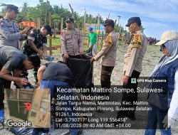 Sinergitas 3 Pilar Laksanakan Kerja Bakti bersihkan Pantai Ammani Kab. Pinrang