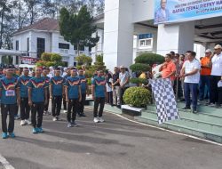 Anggota Koramil 01/Pariaman Ikuti Lomba Gerak Jalan yang di Gelar di Kantor Wali Kota Pariaman
