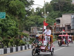 Keriahan HUT RI, Dandim 0107/Aceh Selatan Bersama Forkopimda Keliling Kota Tapaktuan dengan Becak Hias
