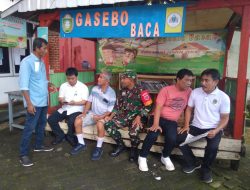 Babinsa Koramil 1405-01/Ujung Komsos Bersama Perangkat Desa Bahas Tentang Keamanan Dan Ketertiban