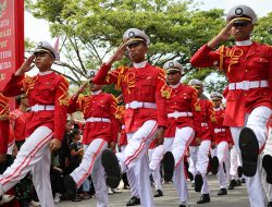 Ratusan Pelajar di Tarakan Ramaikan Lomba Gerak Jalan HUT Ke – 80 Republik Indonesia