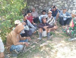Antisipasi Karhutla, Babinsa Koramil 1405-08/Tanete Riaja Ajak Warga untuk tidak membuang Puntung Rokok di sembarang tempat