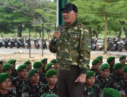 Danrem 181/PVT Menyambut Kedatangan Menhan RI beserta rombongan dalam Kunjungan Kerja ke Yon TP 806/SI
