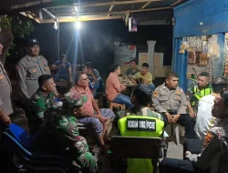 Ciptakan Kondusifitas Wilayah Binaan,Babinsa 05/Indra Jaya Patroli Bersama Bhabinkamtibmas ke Desa Yup Mee