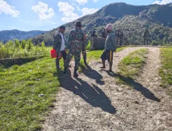 BATUUD KORAMIL 1703-03/OBANO MELAKSANAKAN MONITORING WILAYAH BINAAN SEKALIGUS KOMSOS DENGAN WARGA