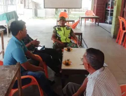 Babinsa Delima Bangun Sinergi dengan Warga Lewat Komsos di Bungo Reubee