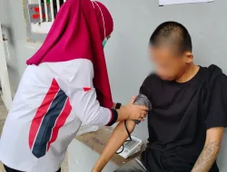Layanan Humanis, Perawat Rutan Selayar Tanggap Tangani Keluhan Kesehatan di Blok Hunian