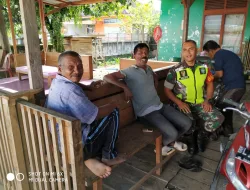 Babinsa Koramil 17/Tangse Perkuat Silaturahmi Lewat Komsos di Desa Bangkeh Geumpang