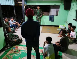 Personel Koramil 1419-02/Enrekang Laksanakan Patroli Malam, Sasar Pos Kamling