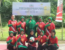Peringati Hari Ibu Ke – 97 Persit KCK Kodim 1419/Enrekang Gelar Pertandingan Bola Voli