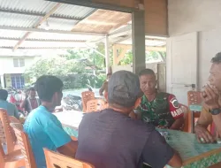Babinsa 02/Simteng Komsos Bersama Warga Desa Binaan