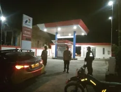 Sinergitas Babinsa Koramil 1404-08/Lanrisang dan Bhabinkamtibmas Laksanakan Patroli Malam