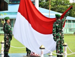 UPACARA BENDERA AKHIR TAHUN, DANDIM 1707/MERAUKE AJAK PRAJURIT PERKUAT KEPEDULIAN DAN EMPATI SOSIAL