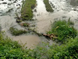 Curah Hujan Tinggi, Lapas Ambarawa Lakukan Pembersihan Saluran Air