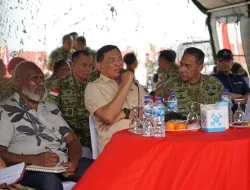 Tinjau Satuan dan Beri Perhatian Penuh Prajurit di Wanam, Pangdam XXIV/Mandala Trikora Dampingi Menhan RI