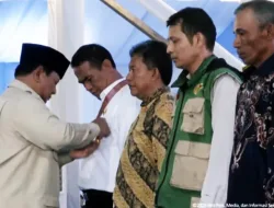 DANDIM MERAUKE LETKOL CZI DILI EKO SETYAWAN TERIMA PENGANUGERAHAN TANDA KEHORMATAN DARI PRESIDEN RI